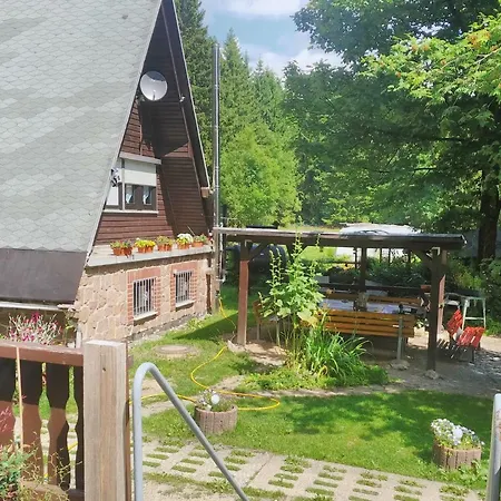 Wanderhuette Zum Glueckstal Нойхаус-ам-Реннвег