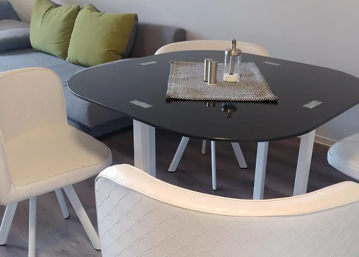 Wanderhuette Zum Glueckstal *