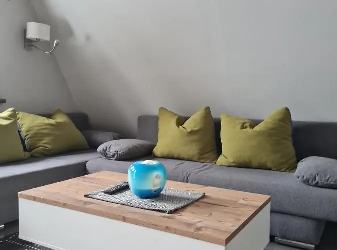 Wanderhuette Zum Glueckstal * Neuhaus am Rennweg